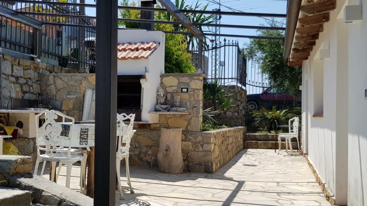 Villa Piccola Casa Con Giardino San Remo Exterior foto